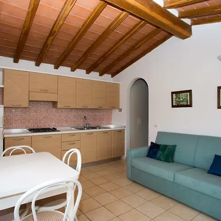 Aparthotel Il Poggio Marcuccio Lacona